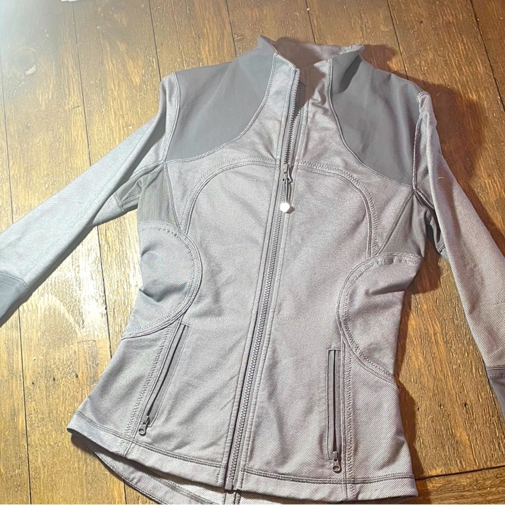 Lululemon Define jacket .  6
